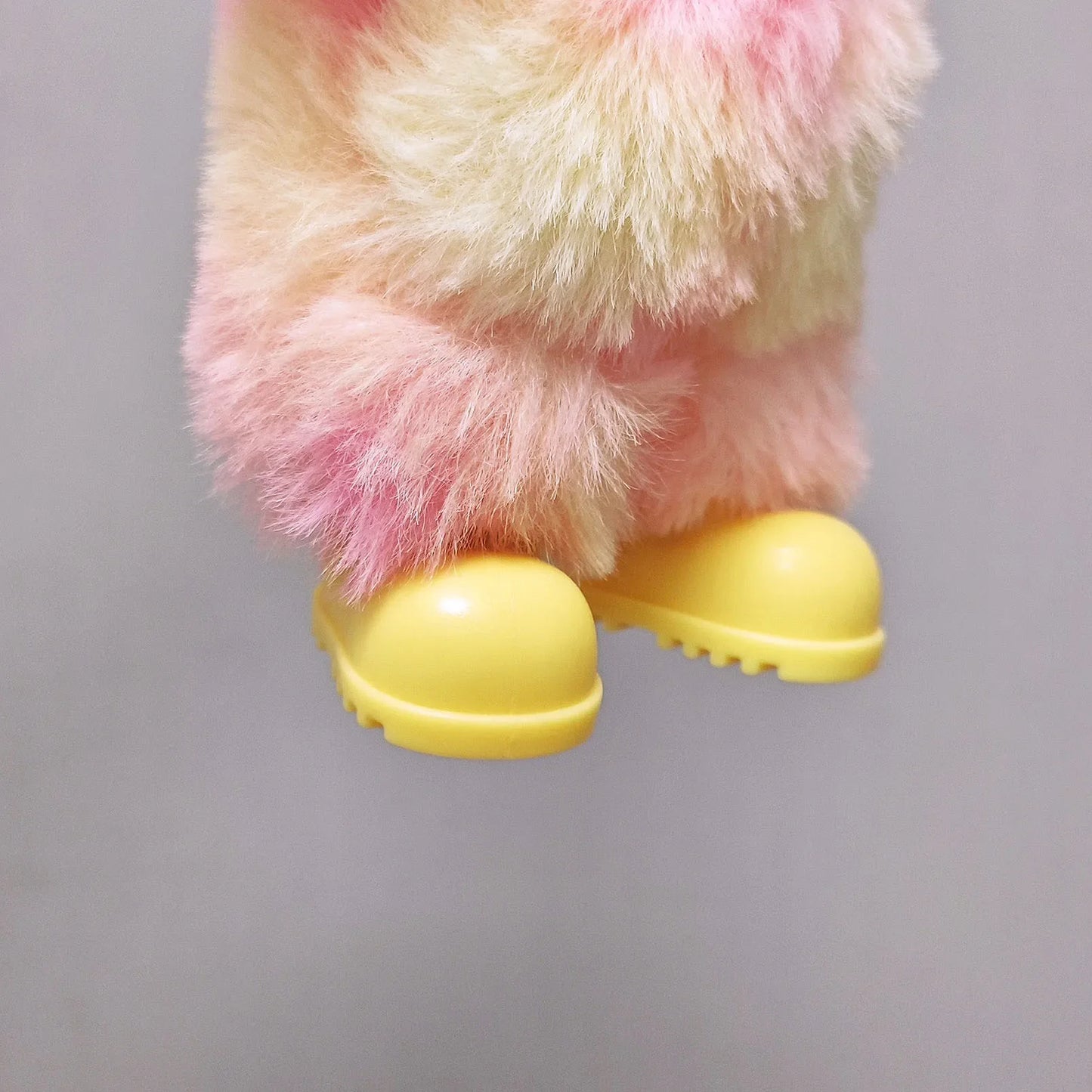 BubuCentral Colorful Rain Boots & Beach Shoes for 15–17 cm Art Toys | Mini Ropa-Style Shoes | Fun Accessories for Collectible Figures