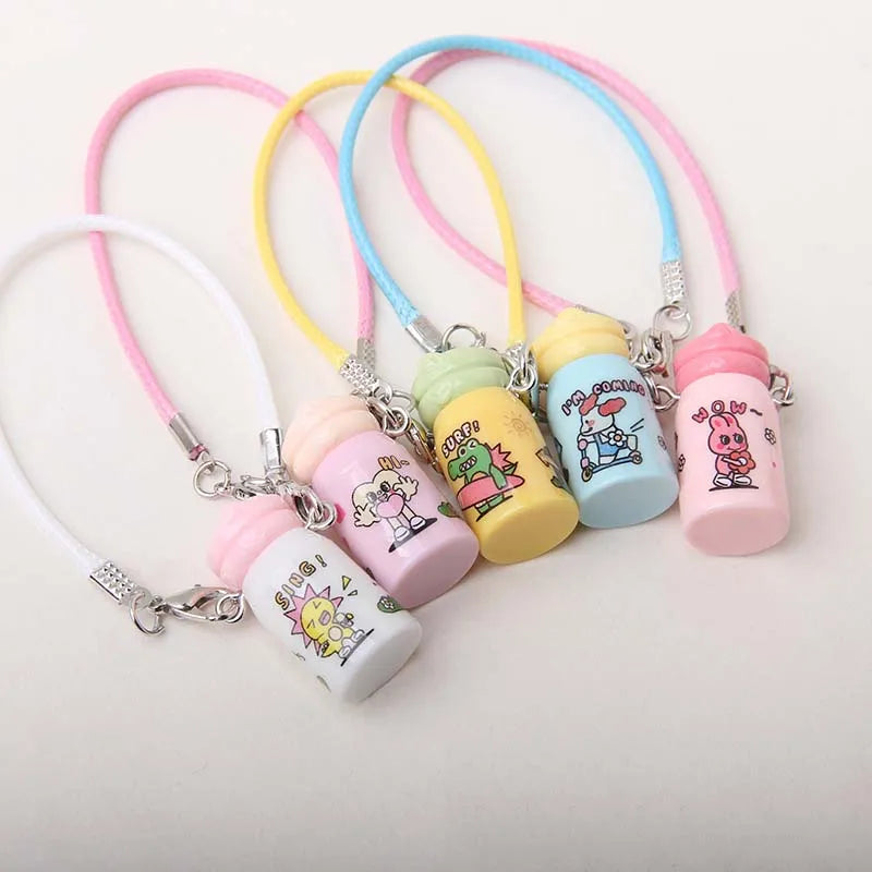 BubuCentral Mini Water Bottle | 1:12 Dollhouse Accessory – Tiny Baby Cup & Bottle for OB11, BJD & Collectible Figures Display
