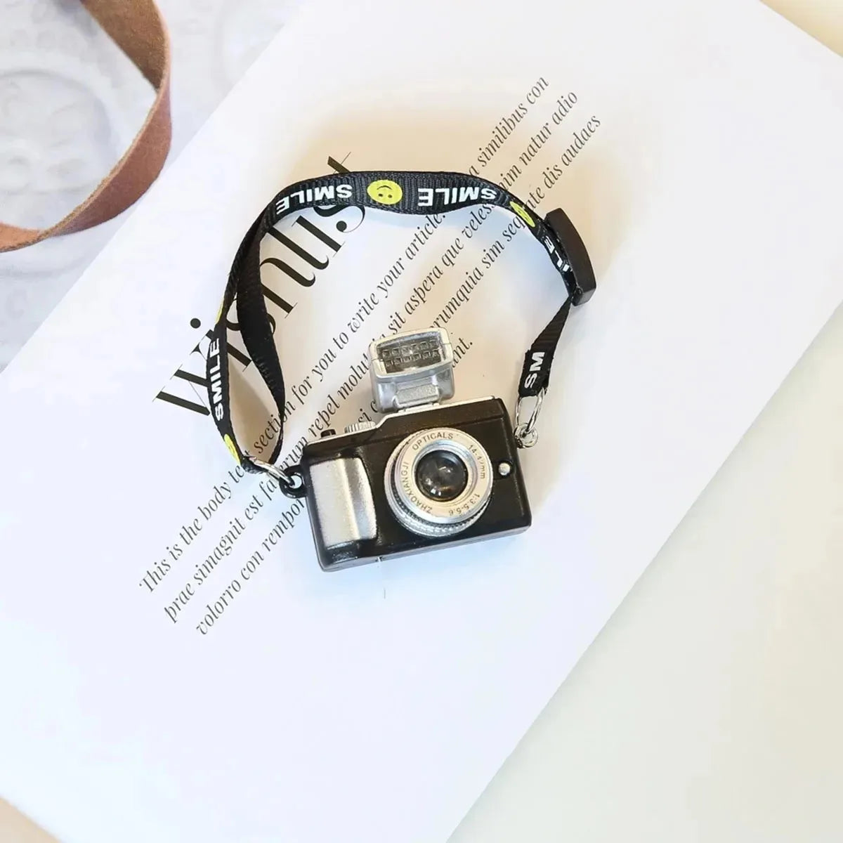 BubuCentral Mini Flash Camera Bag | Cotton Decorative Accessory for 15 cm Art Dolls & Collectible Figures (No Doll)