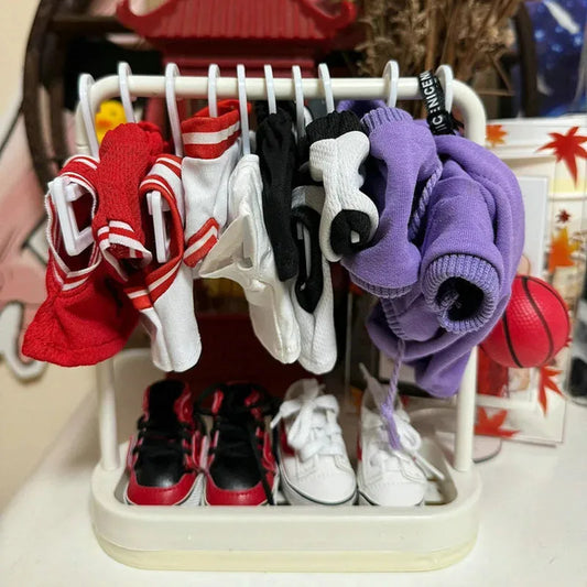 BubuCentral Mini Clothes Hangers | Doll Clothing Rack Accessories for 17 cm & BJD Figures – Plastic Hangers for Mini Wardrobe Display