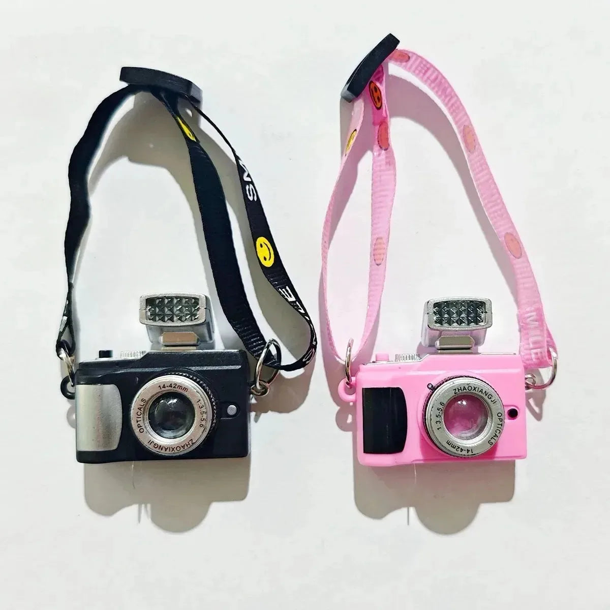 BubuCentral Mini Flash Camera Bag | Cotton Decorative Accessory for 15 cm Art Dolls & Collectible Figures (No Doll)