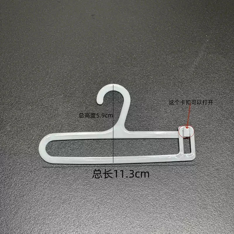BubuCentral Mini Clothes Hangers | Doll Clothing Rack Accessories for 17 cm & BJD Figures – Plastic Hangers for Mini Wardrobe Display